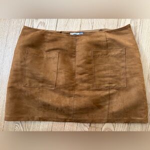 Faux Suede Mini sz 16